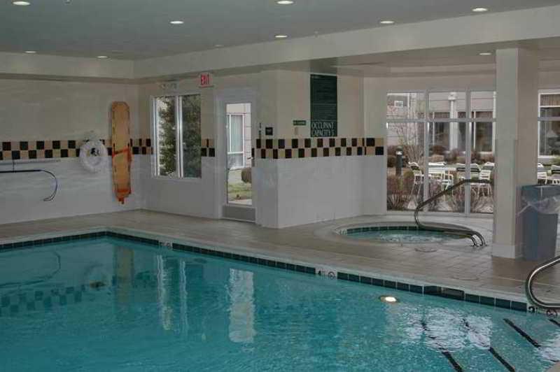 Hilton Garden Inn Louisville East Dış mekan fotoğraf