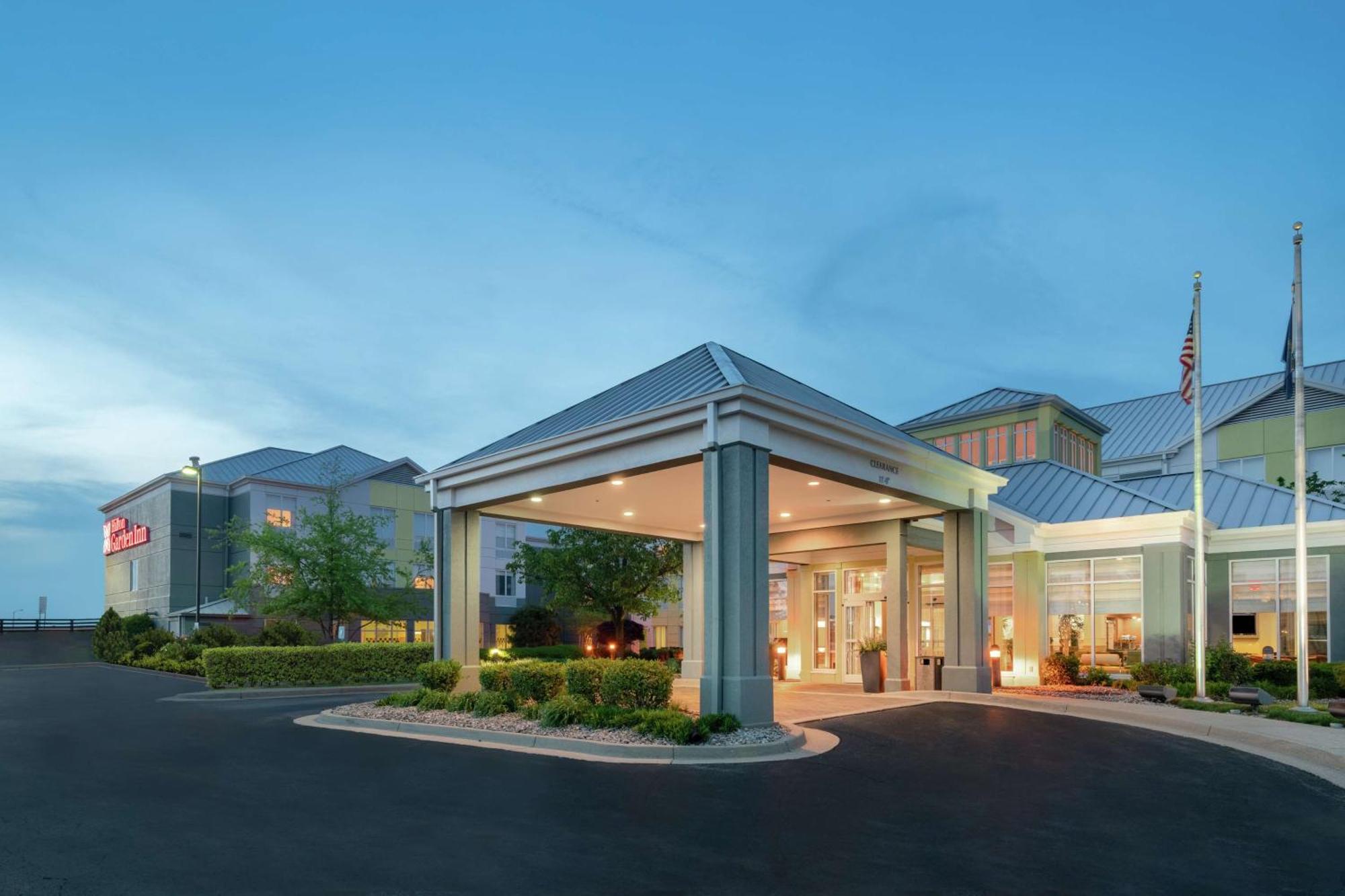 Hilton Garden Inn Louisville East Dış mekan fotoğraf
