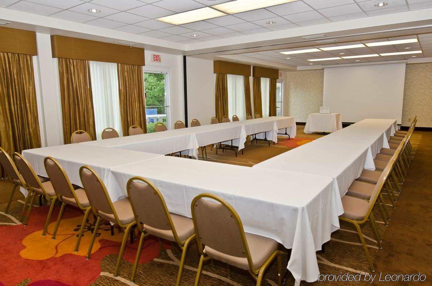 Hilton Garden Inn Louisville East Dış mekan fotoğraf